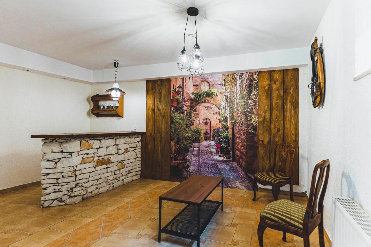 Sloneczna 23 Hotel Naleczow Luaran gambar