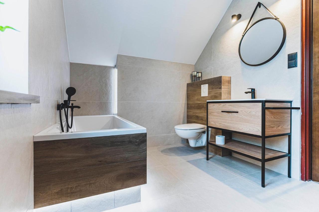 Sloneczna 23 Hotel Naleczow Luaran gambar