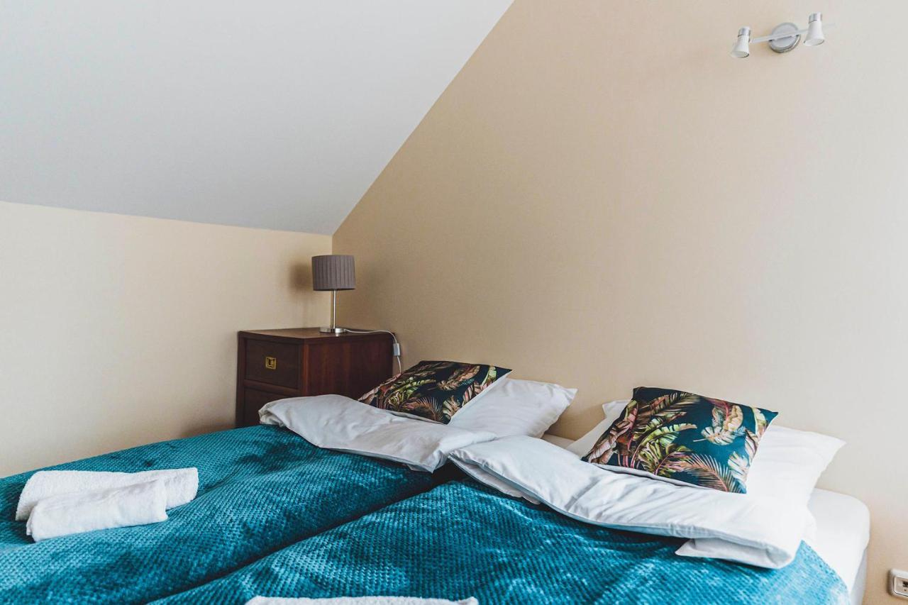 Sloneczna 23 Hotel Naleczow Luaran gambar