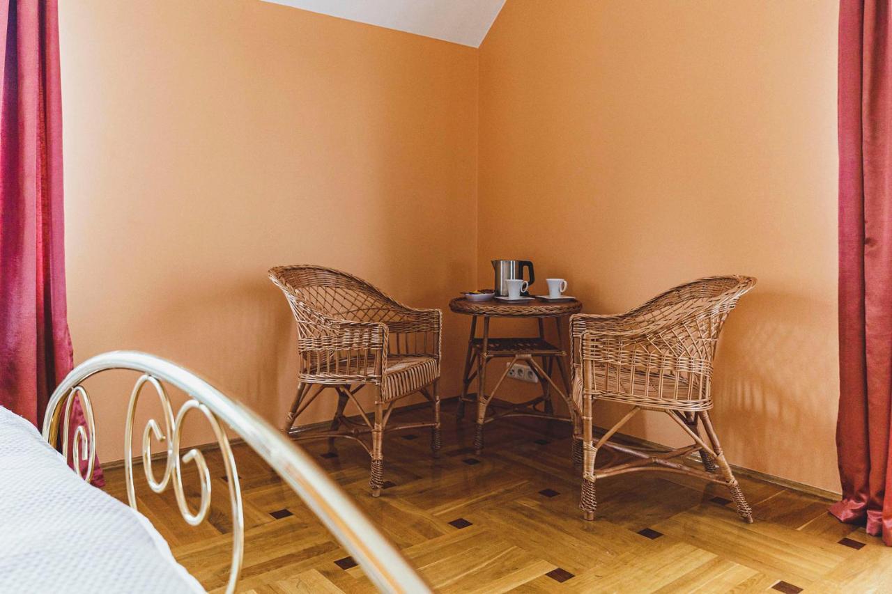 Sloneczna 23 Hotel Naleczow Luaran gambar