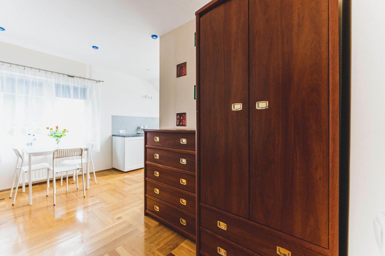 Sloneczna 23 Hotel Naleczow Luaran gambar